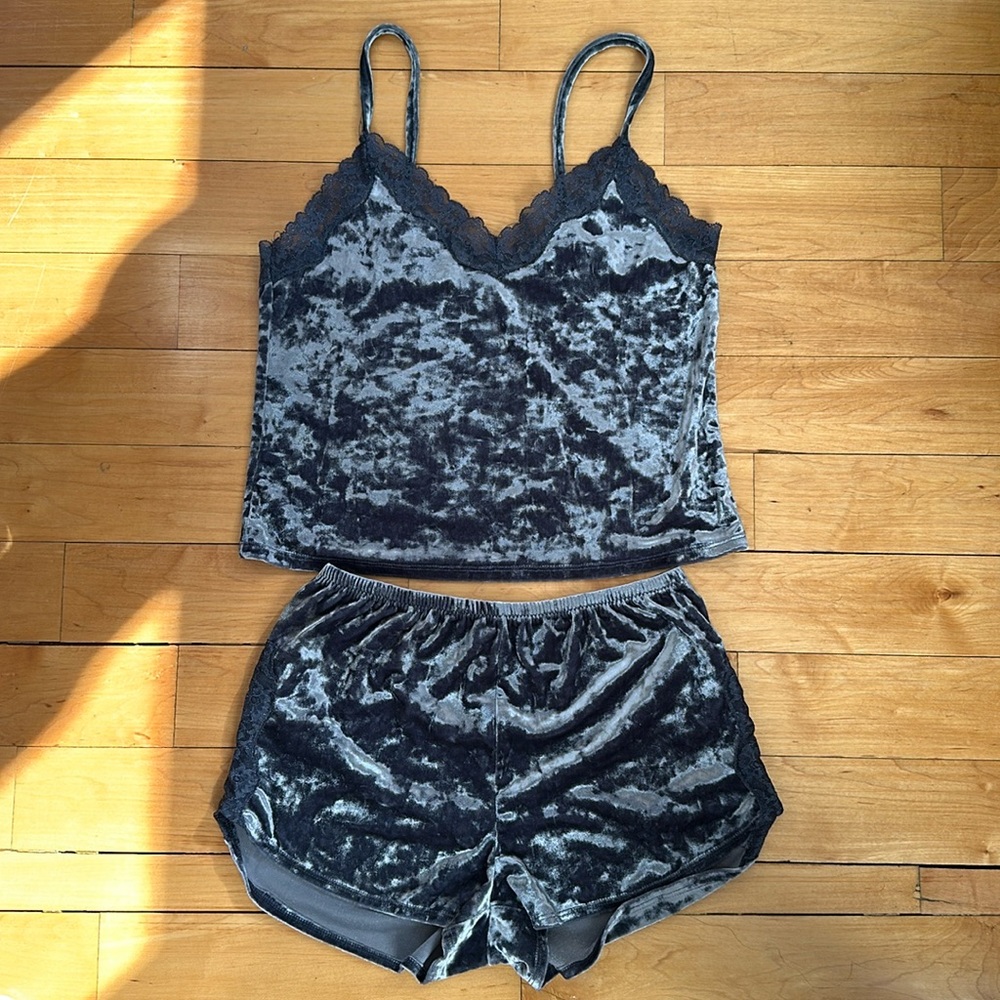 Forever 21 Crushed Velvet Lingerie Set